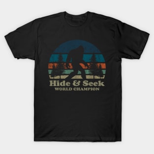 VINTAGE -  BIGFOOT HIDE AND SEEK T-Shirt